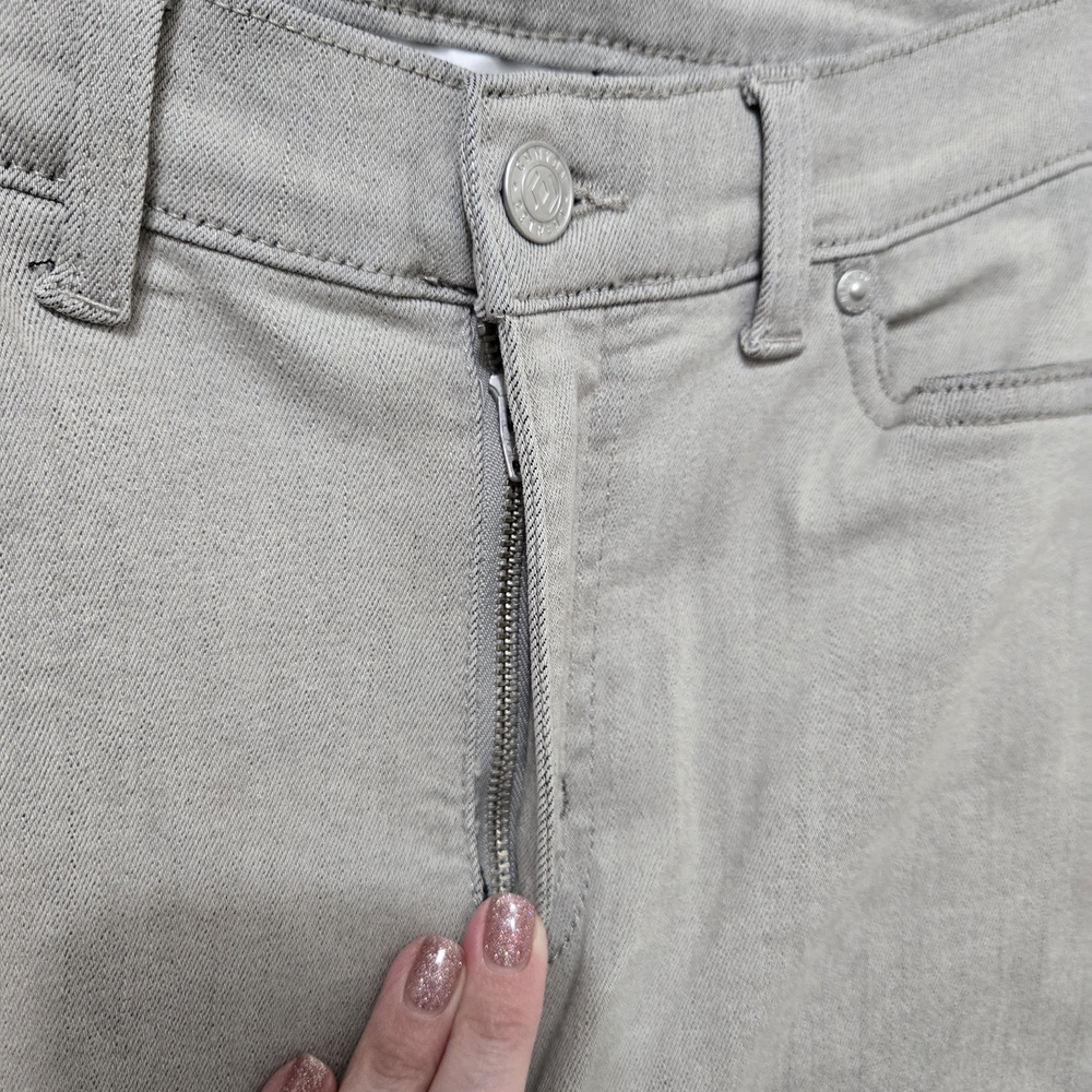 Canyon Retreat Wide Leg Distressed Jeans - Picture 8 of 11